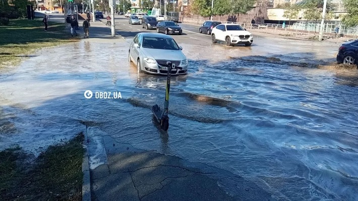 Прорив труби у Києві