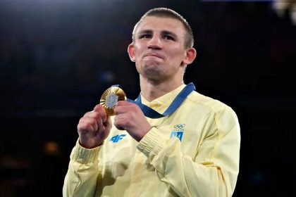 Олександр Хижняк.