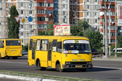 Громадський транспорт у Києві