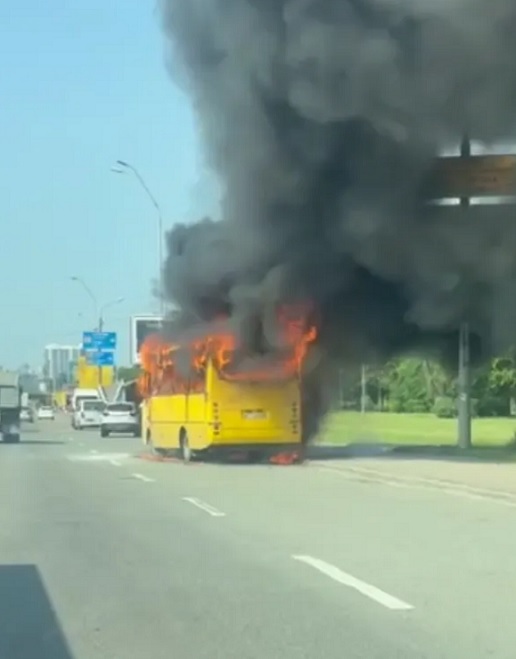 Пожежа в автобусі