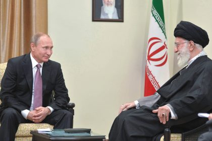 Хаменеї та Путін