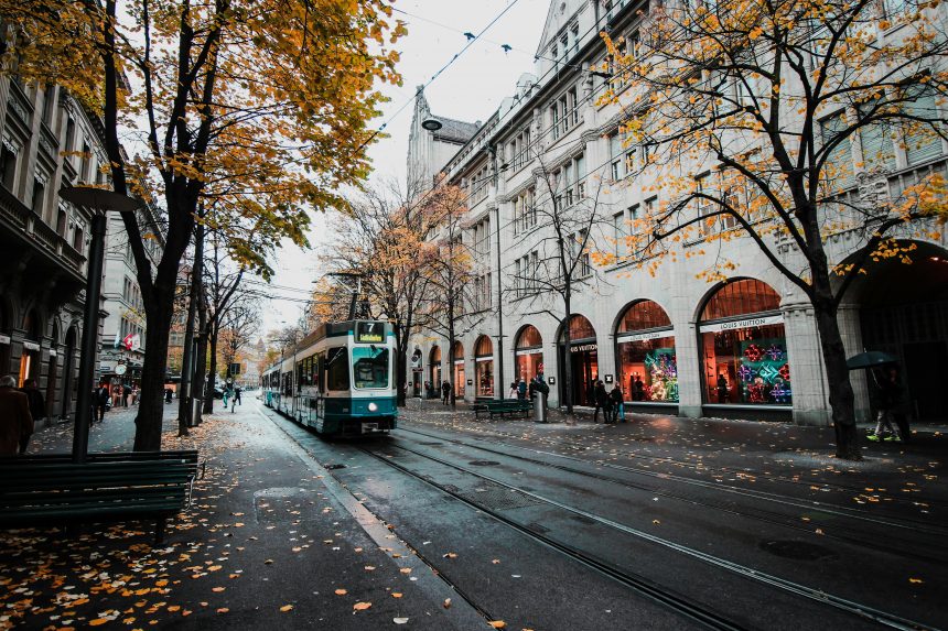 Місто