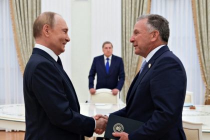 Володимир Путін та Стівен Віткофф.