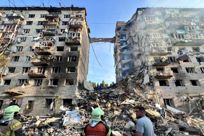 Зруйнований будинок у Києві.