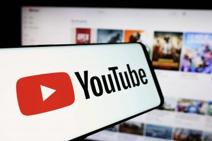YouTube.