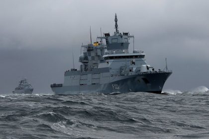 Фрегат ВМС Німеччини Baden-Württemberg.