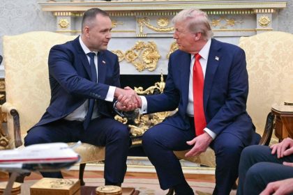 Трамп і Навроцький
