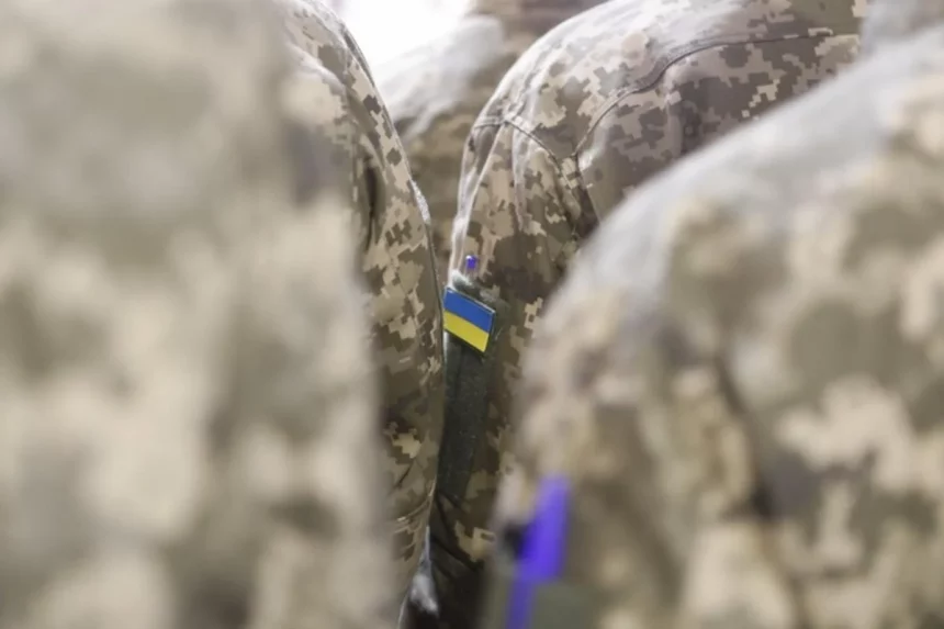 Військові