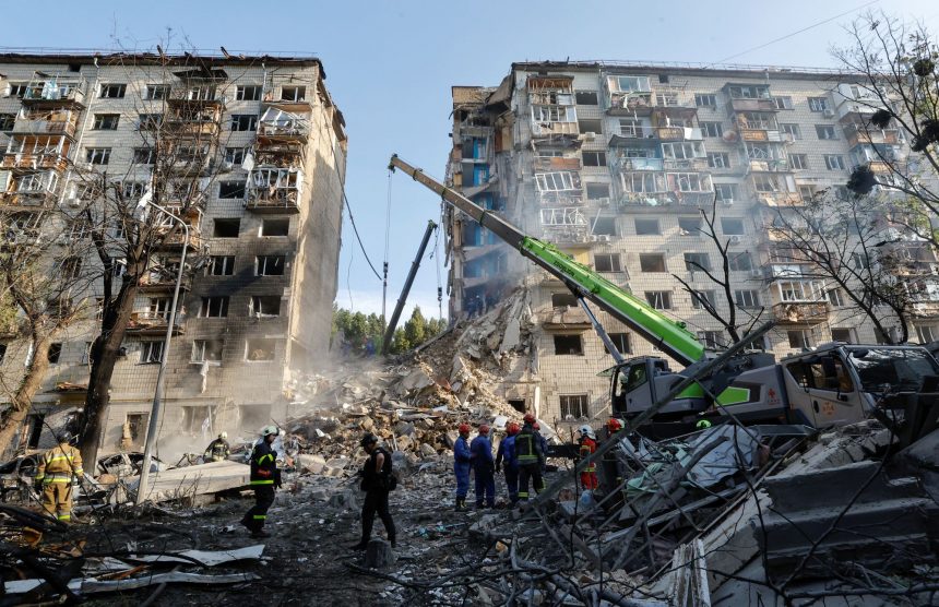 Зруйнований дім.