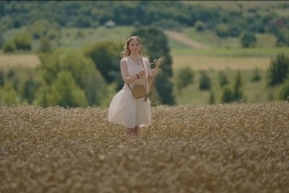 Кадр з серіалу