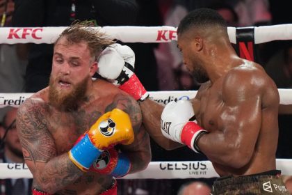 Джошуа та Пол.