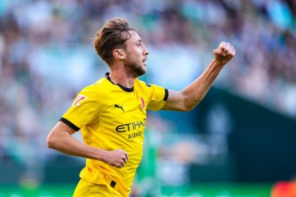 Владислав Ванат